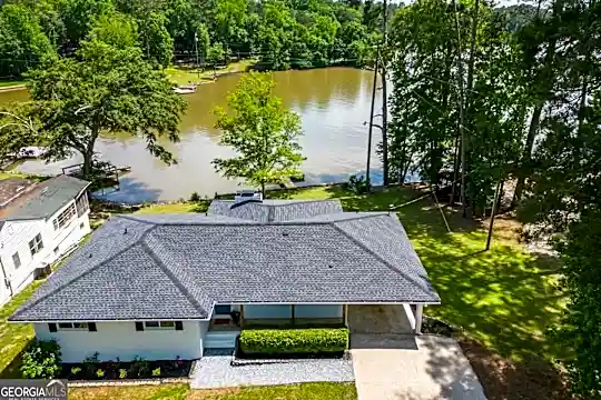 395 Mitchell Rd Photo 2