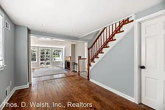 1516 32nd Street NW Photo 2