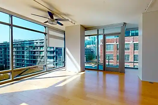 1100 S Hope St #616 Photo 2