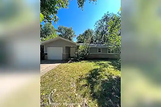 450 S Villa Rose Ave Photo 1