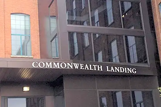 Commonwealth Landing Photo 2