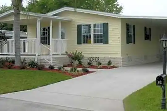 Deerwood Photo 1