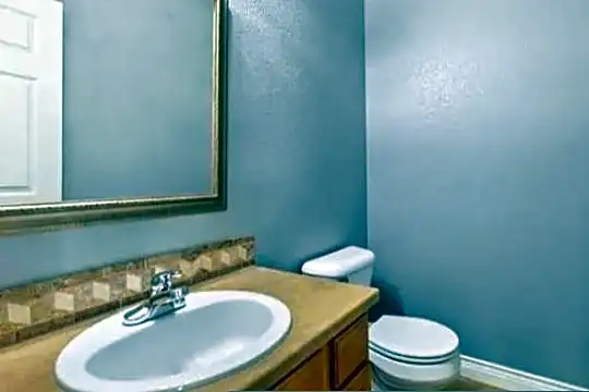 5868 New Crossings Point Photo 1