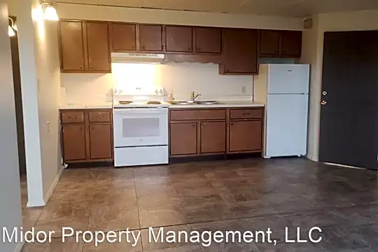 403 N Newberry St Photo 1