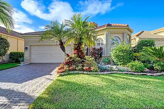 7190 Lorenzo Ln Photo 1