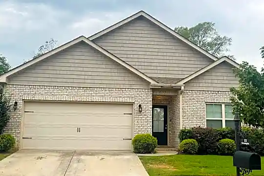 833 River Landing Blvd SW Photo 2