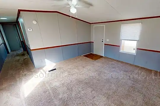 123 Brookstone Drive Photo 2