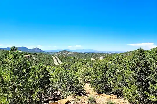 2067 Cerros Altos Photo 2
