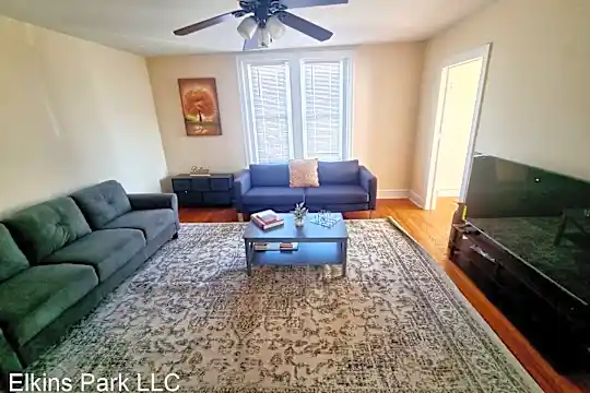 7845 Montgomery Ave Photo 2