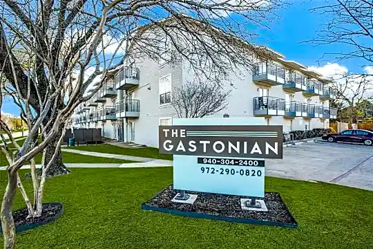 4502 Gaston Ave #310 Photo 1