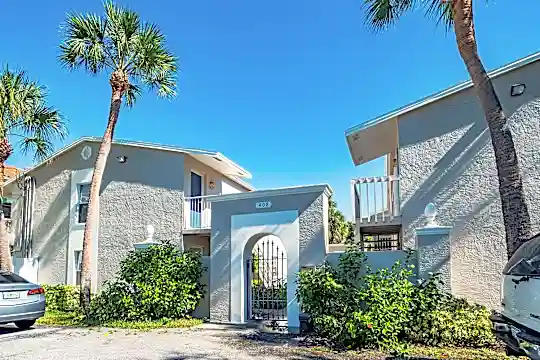 408 S Tampania Ave Photo 1