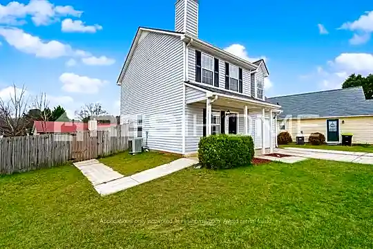 250 Marsh Glen Drive Photo 2