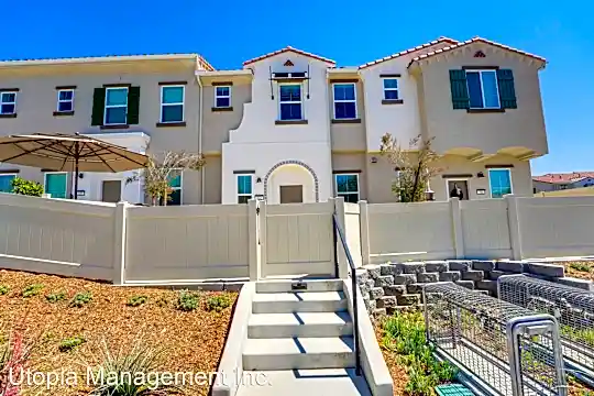 143 Avenida Chapala, Unit 102 Photo 1