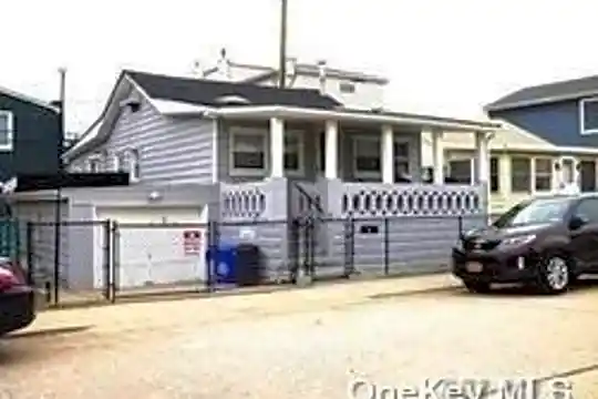 39 Virginia Ave Photo 1