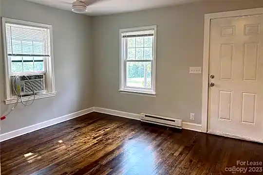 1720 Catherine Simmons Ave Photo 2