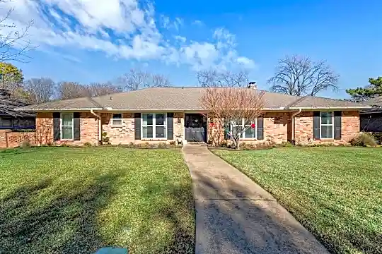 3453 Webb Garden Dr Photo 1