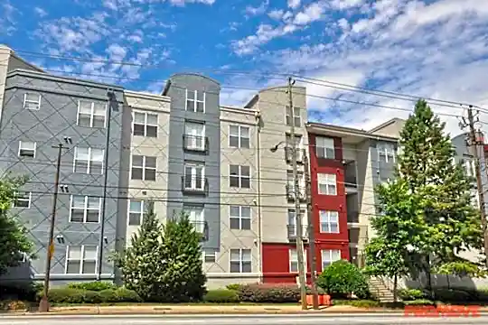 433 Highland Avenue Northeast Unit #1 Photo 2