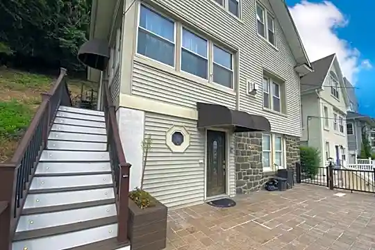 34 Oakdene Terrace Photo 1