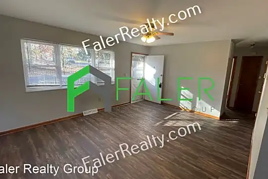 1102 Mayapple Ave Photo 2