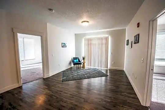 Tower View Apartments Photo 2