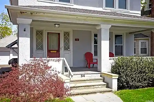34 Johnson Pl Photo 2