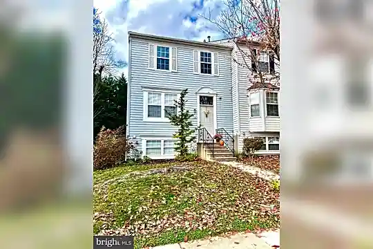 130 Remington Cir Photo 1