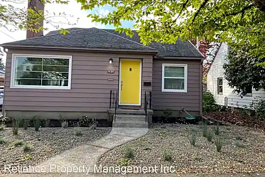 1626 N Alberta St. Photo 1
