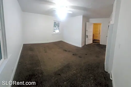 5395 Capistrano Ave Photo 2