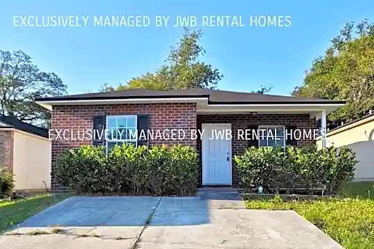 8432 Jasper Ave Photo 1