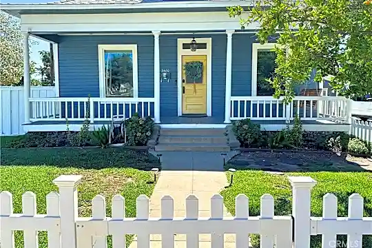 2480 5th St Photo 1