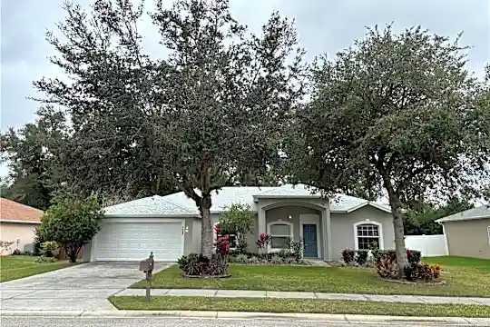 708 Cypress Oak Cir Photo 2