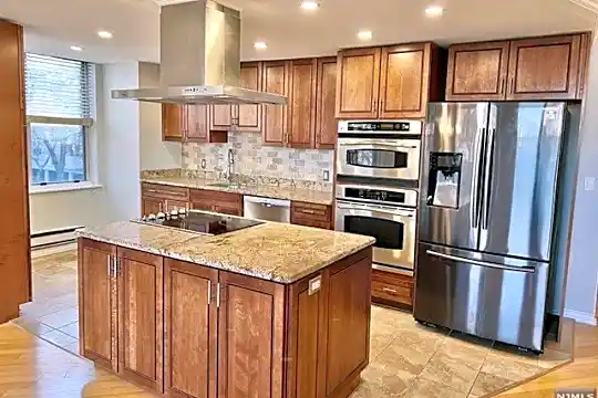 200 Grand Cove Way #3A Photo 1