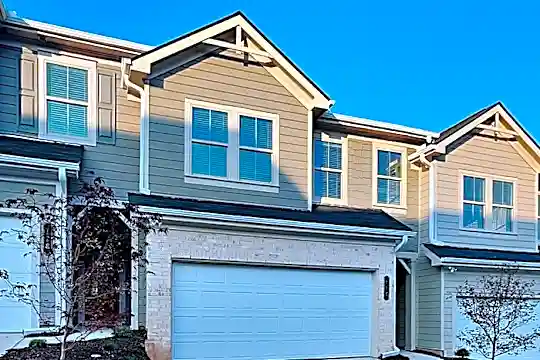126 Wayne Ln Photo 1