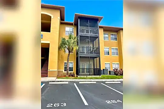 4304 Bayside Village Dr #303 Photo 1