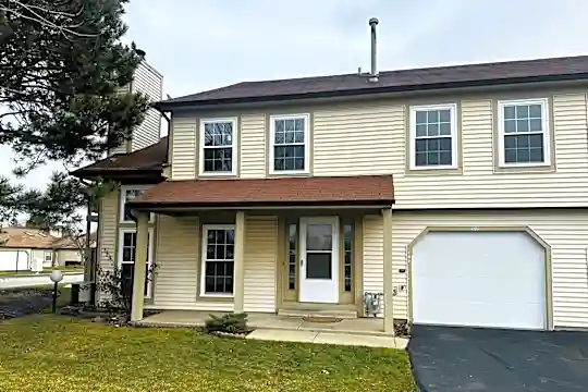 141 East Ave Photo 1