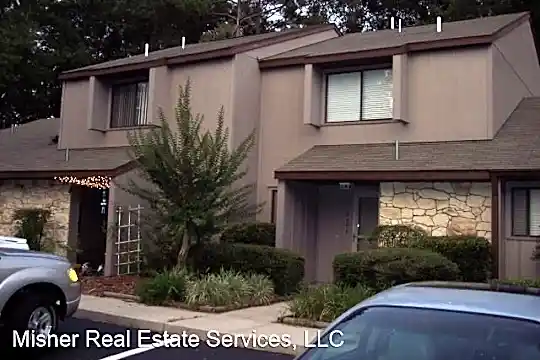 3755 NW 56 Ln Photo 2