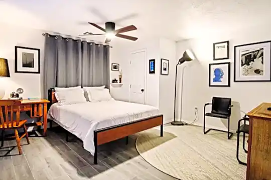 2500 Cashion Pl Photo 1