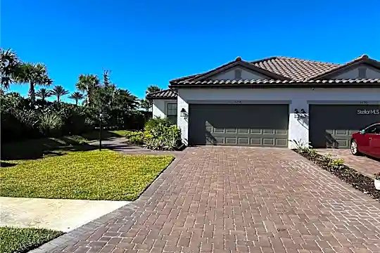 6274 Plateau Ct Photo 1