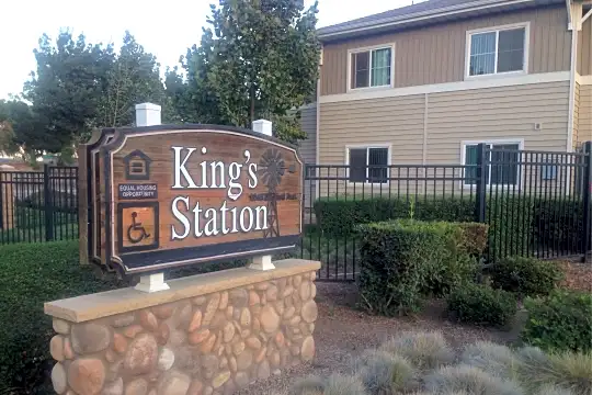 King Station Apartments Photo 2