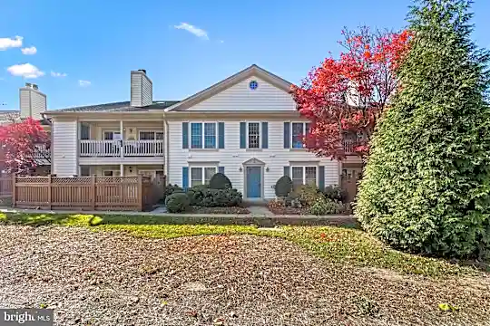 6066 Essex House Square #6066B Photo 1