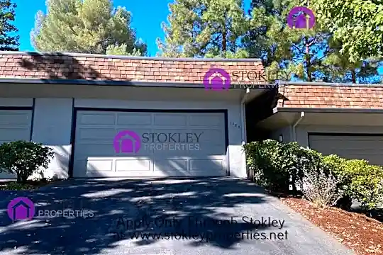 1753 Holland Cir Photo 2