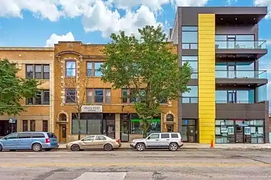2331 W Chicago Ave #2 Photo 1