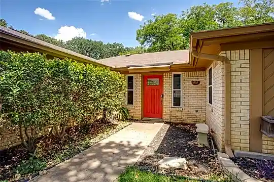 1200 Timber Ridge Dr Photo 2