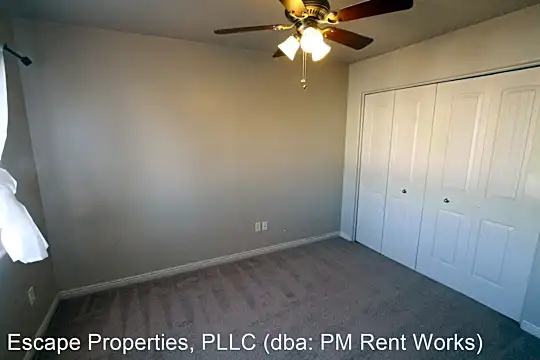 6219 W 135 N Photo 2