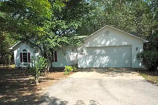 3954 Co Rd 69 Photo 2