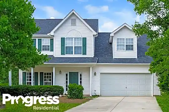 2700 Hampton View Court Photo 1