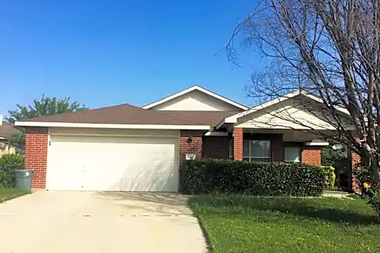 2030 Rain Dance Loop Photo 1