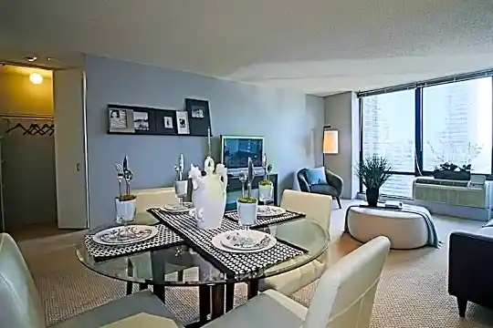 253 E Wacker Dr Photo 1
