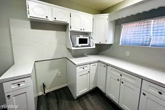 37632 E Yermo Rd Photo 1