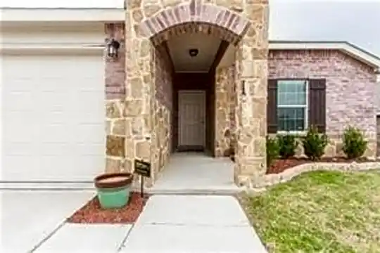3017 Pinyon Pl Photo 2